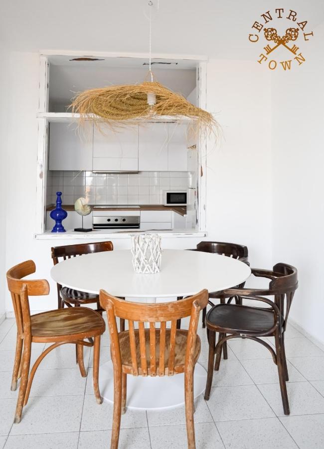 Central Town Family House By Rentalfue Appartement