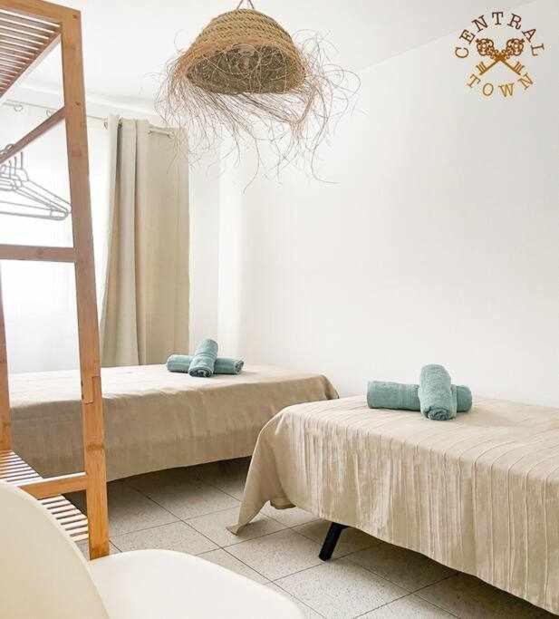 Appartement Central Town Family House By Rentalfue
